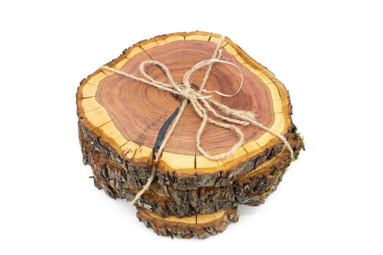 Set přírodních dřevěných podložek Dřevo voní Švestka M 3+1