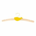 Dětské šatní ramínko dřevěné, žluté, velryba - náhled